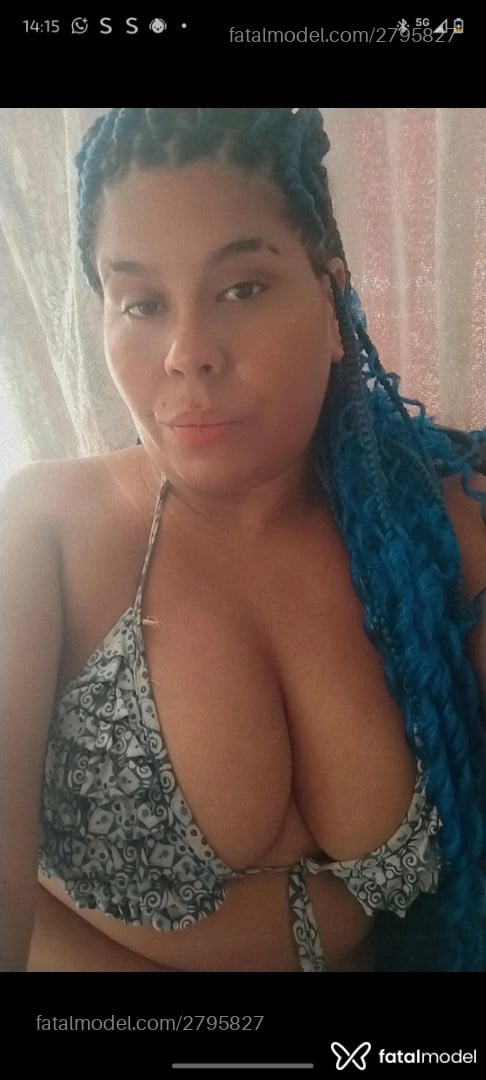 Acompanhante mulher com cabelo castanho de olhos castanhos em Campinas - Larissa