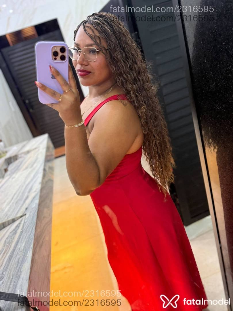 Acompanhante mulher com cabelo castanho de olhos castanhos - Ketellyn Monroe