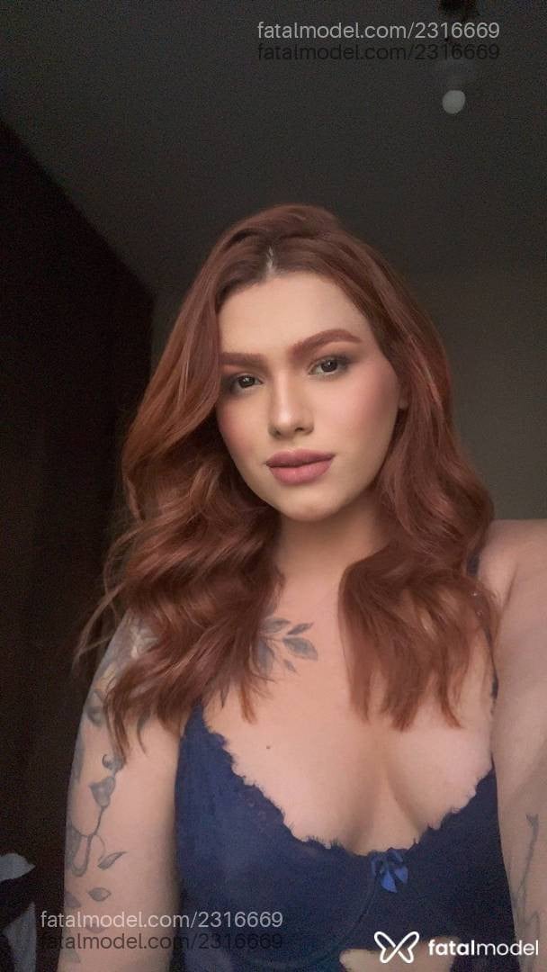 Acompanhante mulher trans ruiva (o) de olhos castanhos em Belo Horizonte - Luisa Pinto