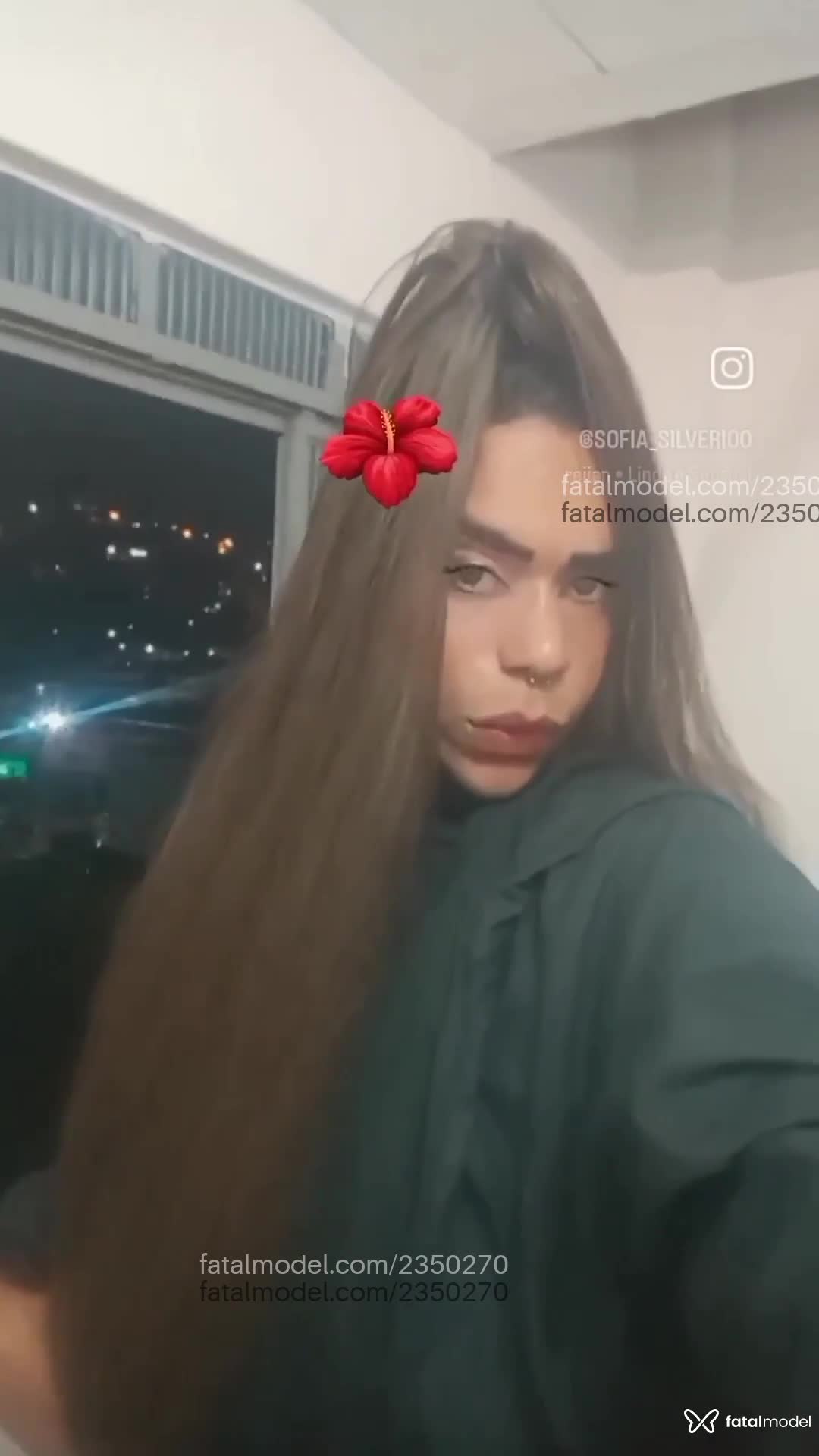 Acompanhante mulher trans morena (o) de olhos pretos em Cariacica Acompanhante mulher trans morena (o) de olhos pretos em Cariacica - Sofia Silverio