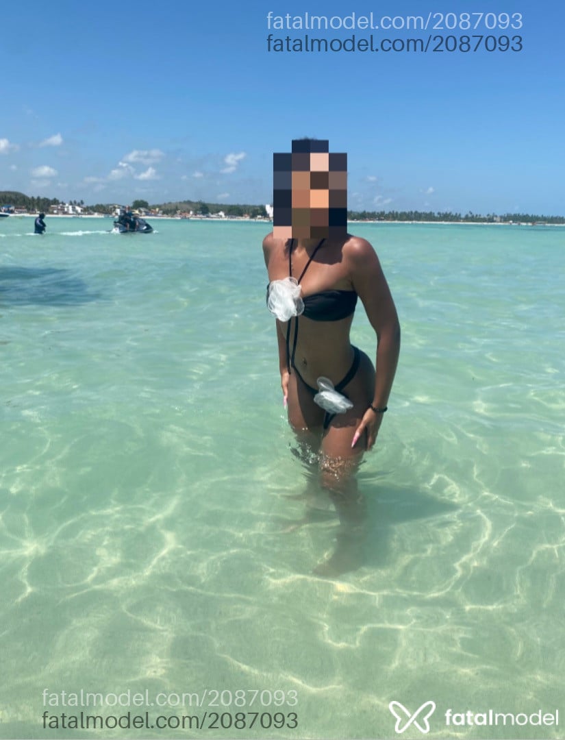 Acompanhante mulher com cabelo castanho de olhos castanhos em Belo Horizonte - Júlia