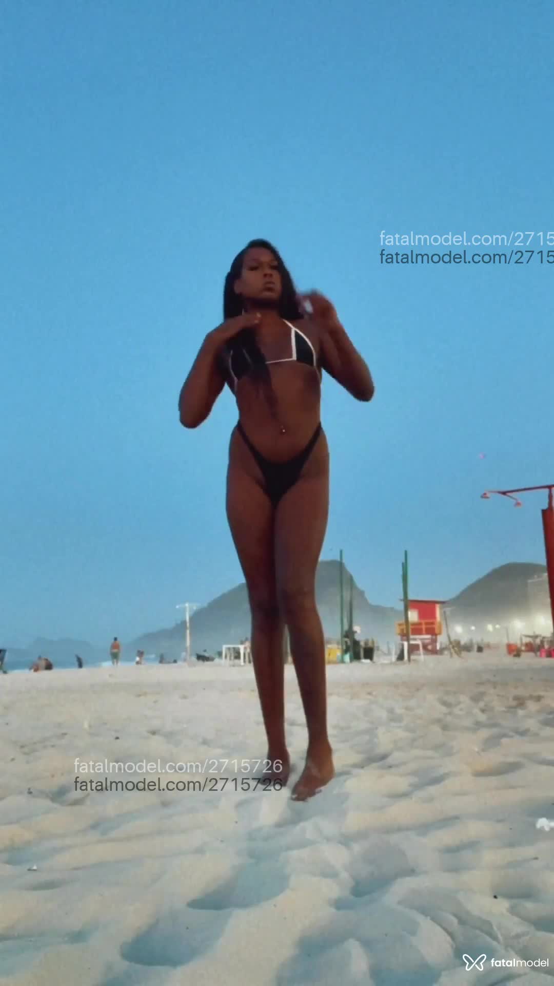 Acompanhante mulher trans morena (o) de olhos castanhos em Rio de Janeiro - Marcelly