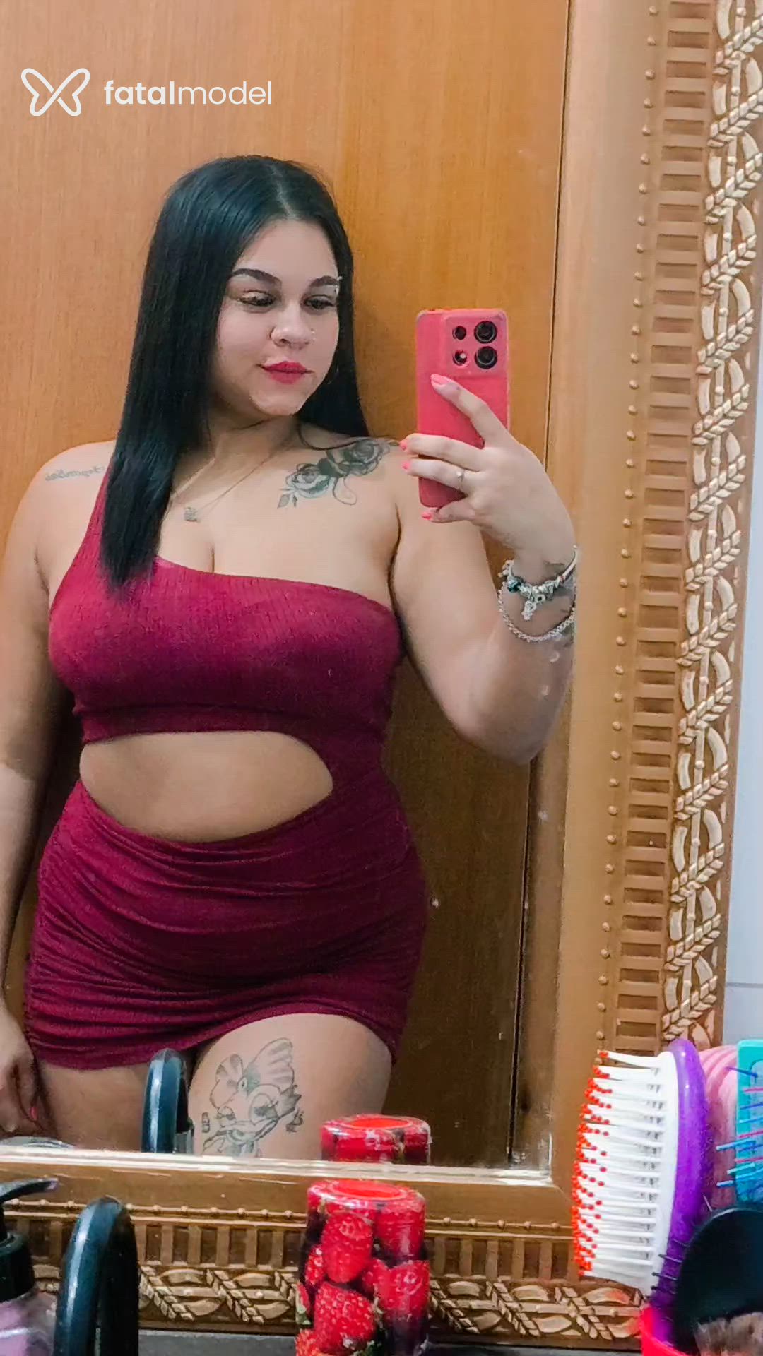 Acompanhante mulher morena (o) de olhos castanhos - Moreninhasafadinha