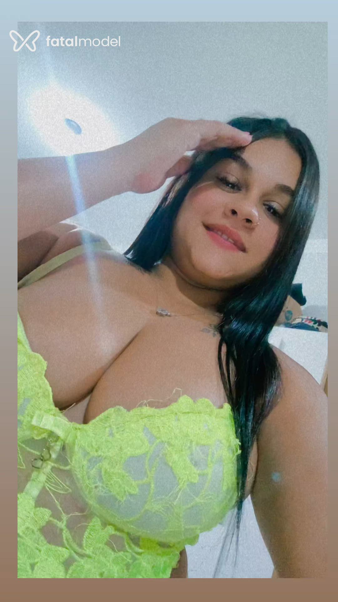 Acompanhante mulher morena (o) de olhos castanhos - Moreninhasafadinha