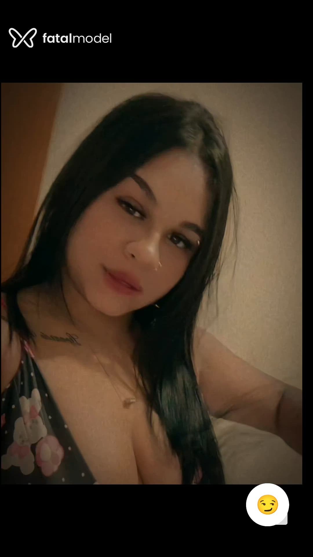Acompanhante mulher morena (o) de olhos castanhos - Moreninhasafadinha