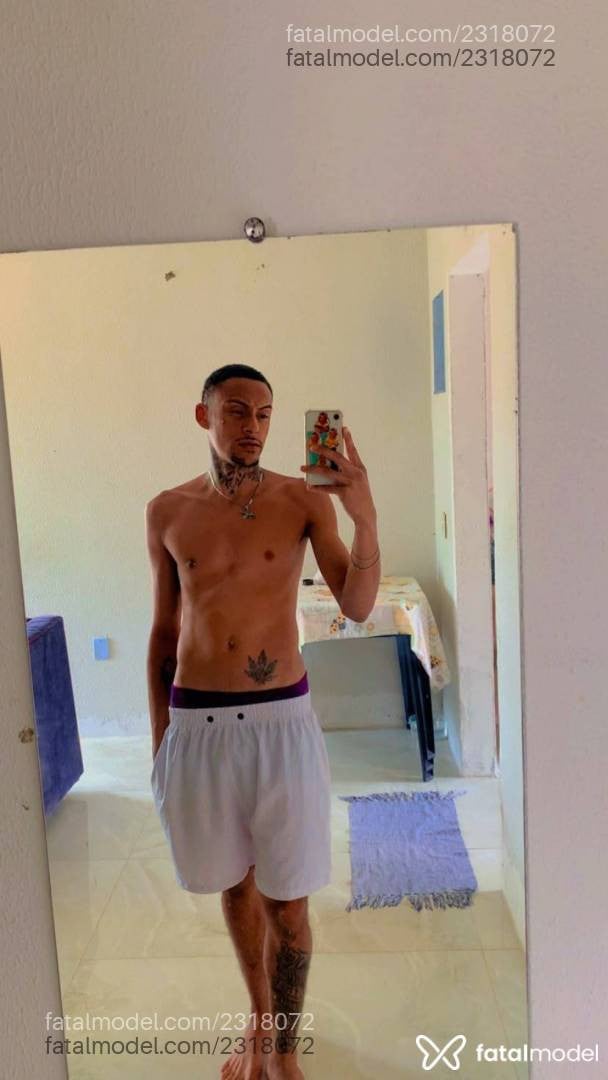 Acompanhante homem morena (o) de olhos pretos - Wyll Junior