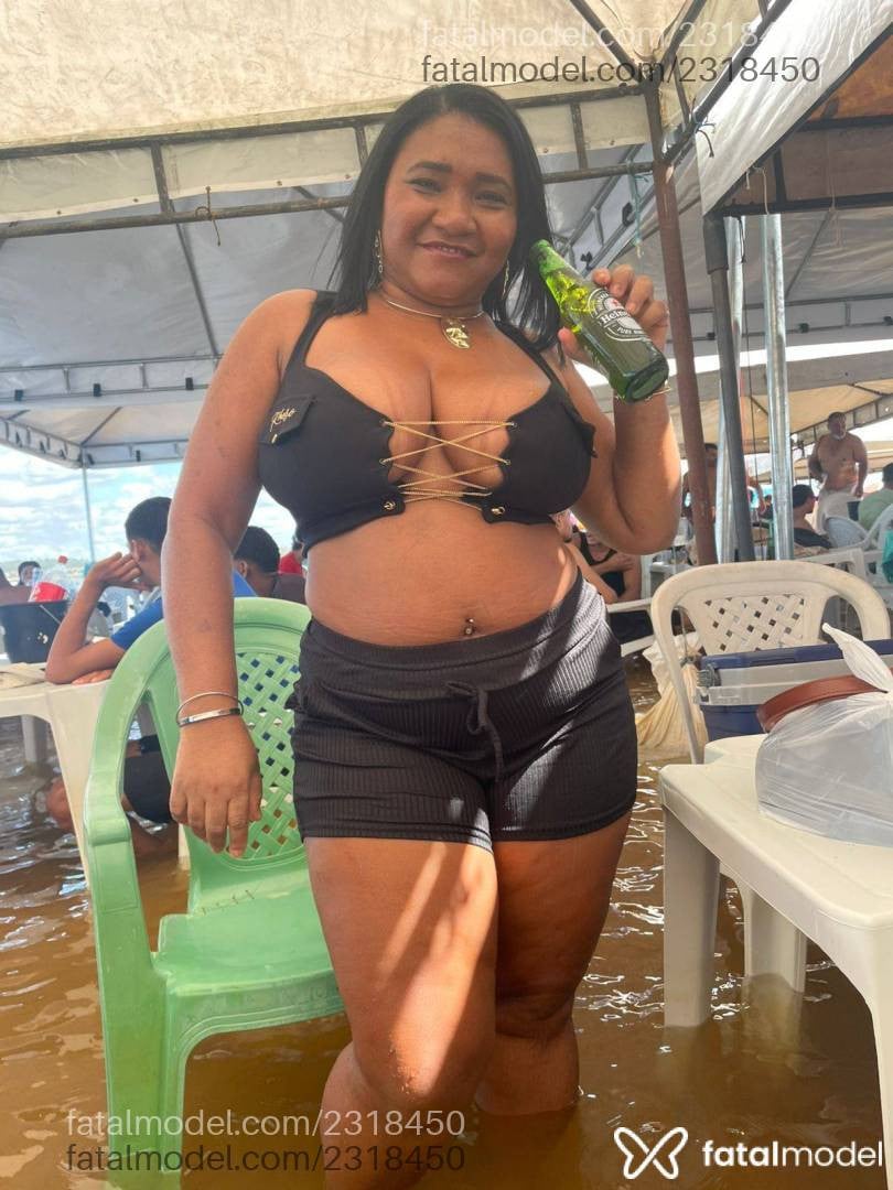 Acompanhante mulher com cabelo castanho de olhos pretos em Marabá - Solange