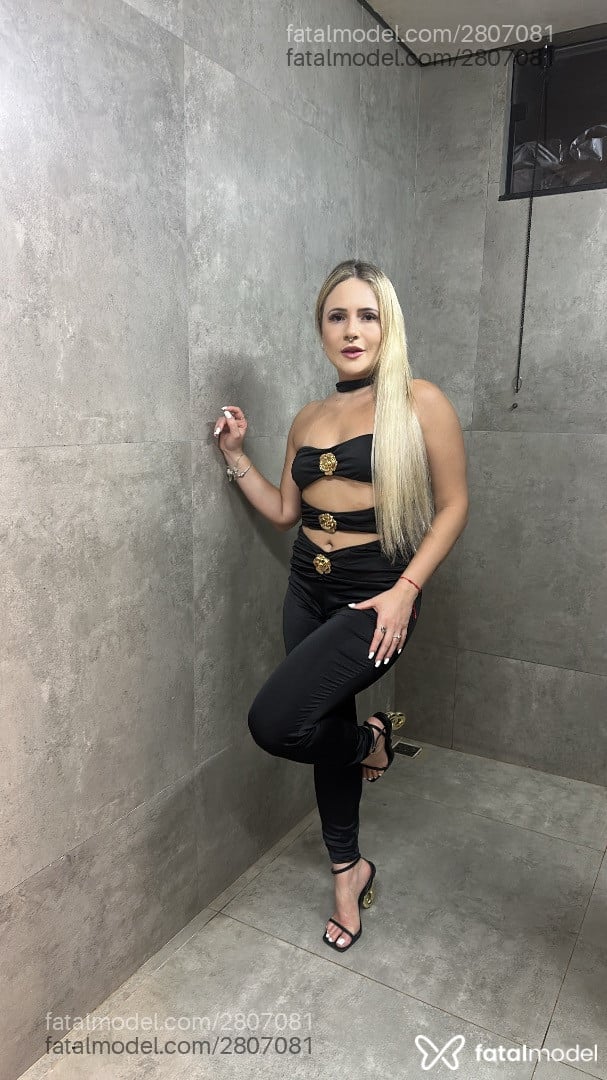 Acompanhante mulher loira (o) de olhos castanhos em Sinop - Fernanda