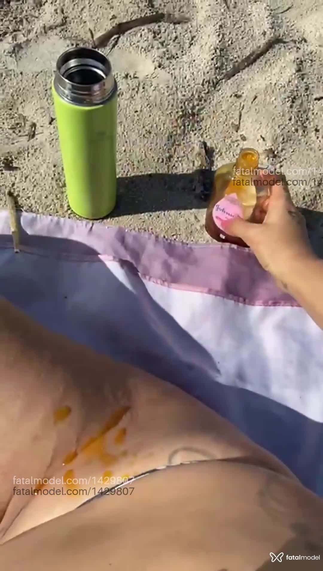 Acompanhante mulher com cabelo castanho de olhos castanhos em Caraguatatuba - Camila Andrade