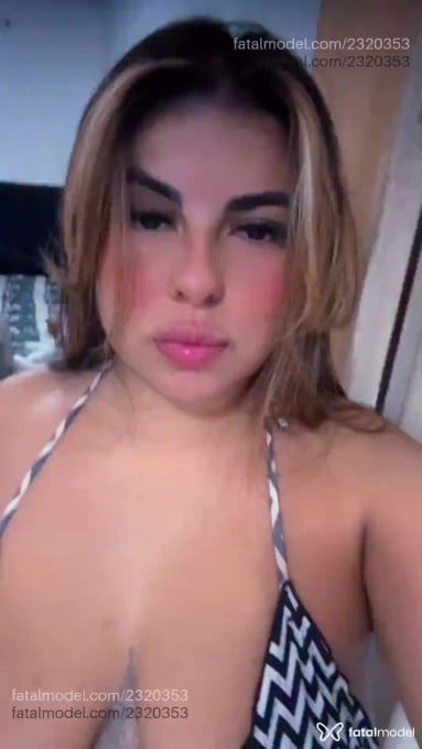 Acompanhante mulher com cabelo castanho de olhos pretos em Guarulhos - Alice