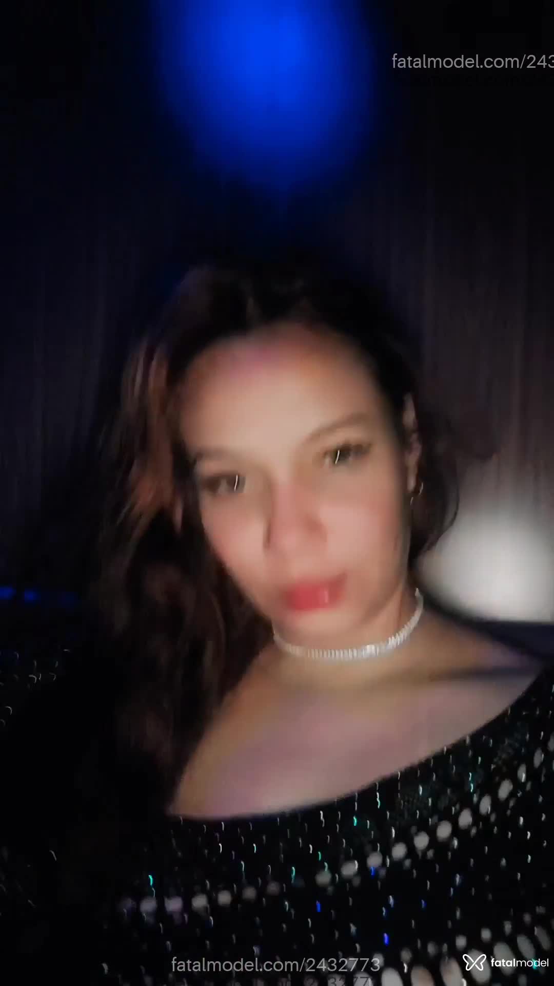 Acompanhante mulher morena (o) de olhos verdes em São Paulo Acompanhante mulher morena (o) de olhos verdes em São Paulo - Babih