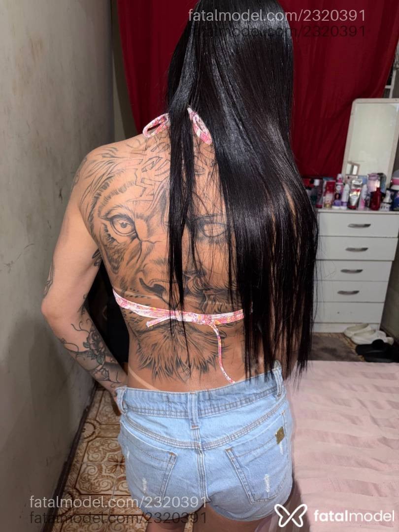 Acompanhante mulher morena (o) de olhos castanhos - Sophia