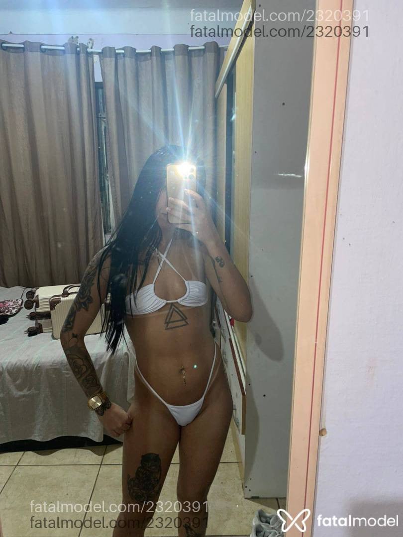 Acompanhante mulher morena (o) de olhos castanhos - Sophia Acompanhante mulher morena (o) de olhos castanhos - Sophia
