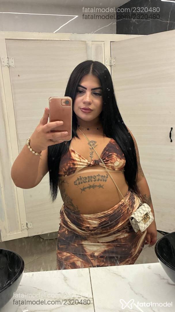 Acompanhante mulher morena (o) de olhos pretos em Nova Iguaçu - Carla Ferrari