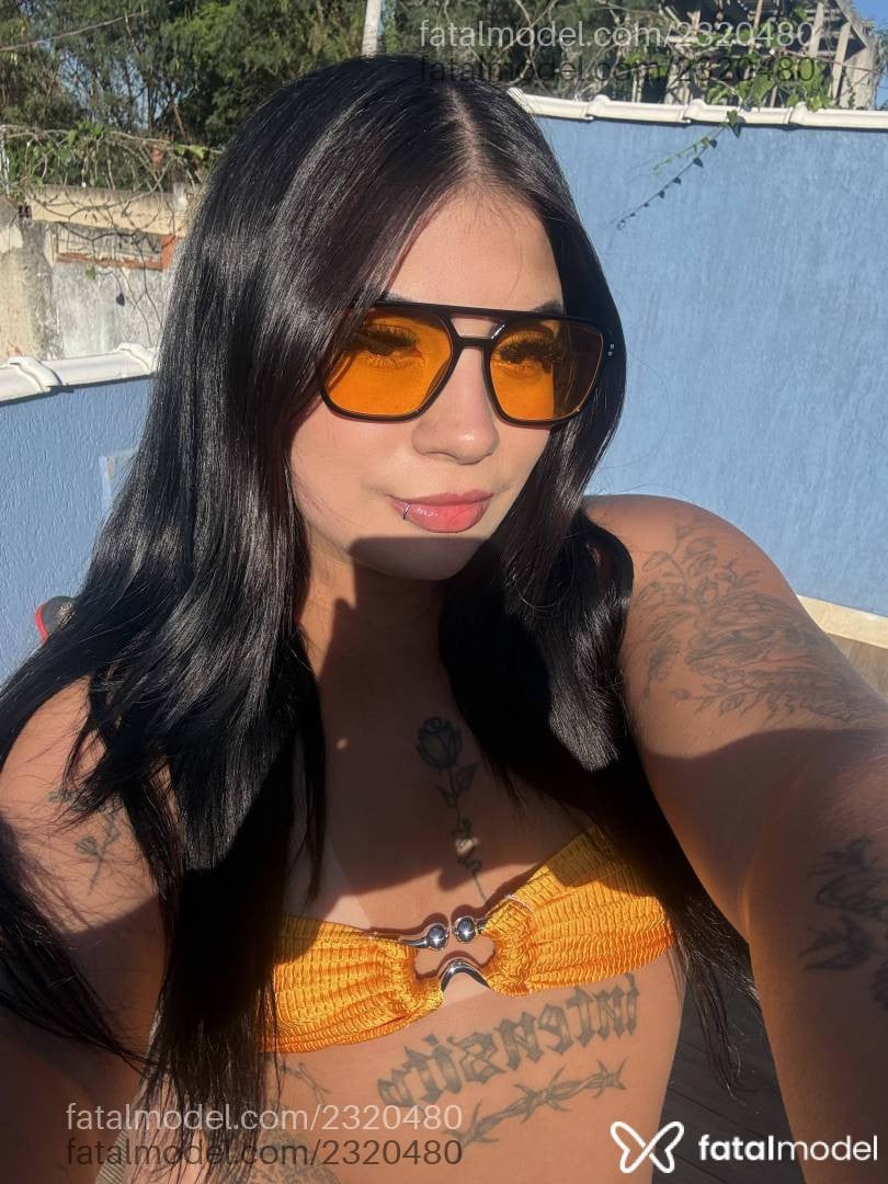 Acompanhante mulher morena (o) de olhos pretos em Nova Iguaçu - Carla Ferrari