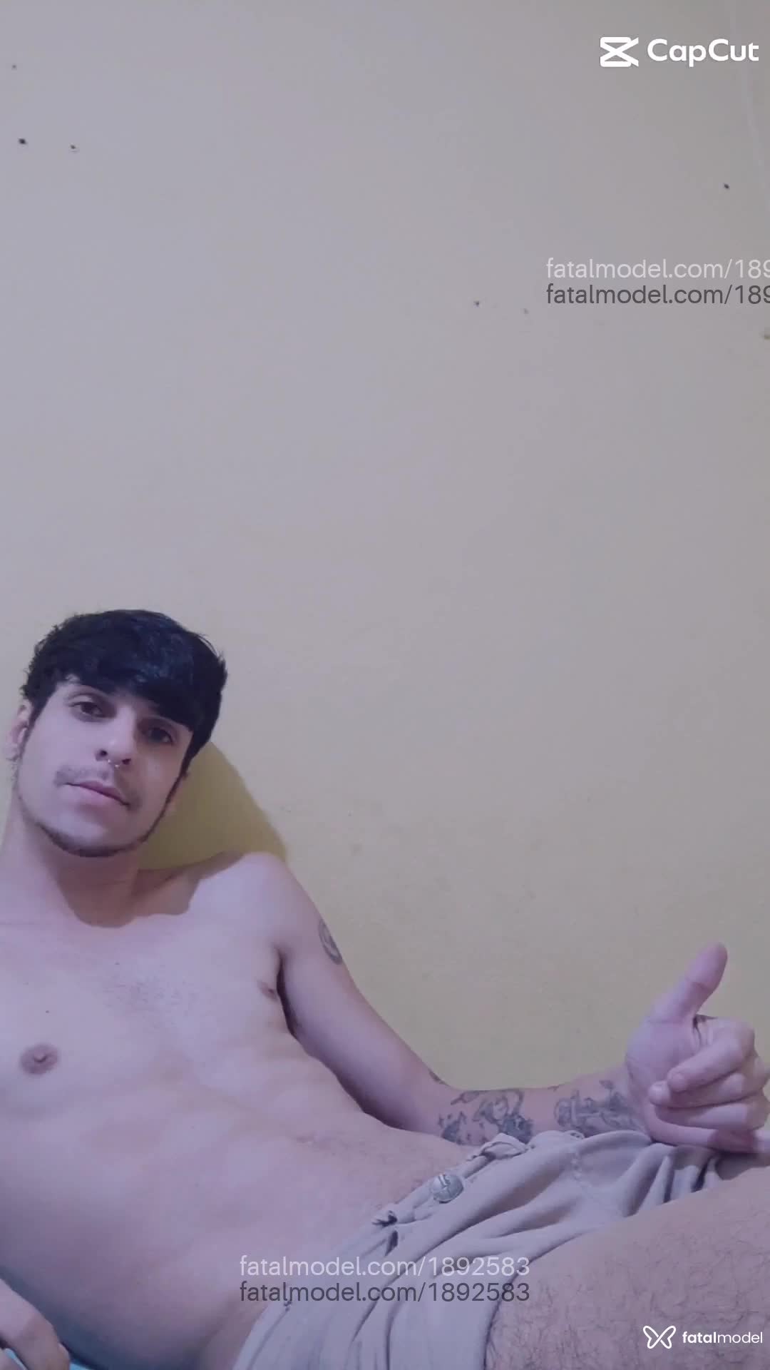 Acompanhante homem morena (o) de olhos verdes - Gustavinho Acompanhante homem morena (o) de olhos verdes - Gustavinho