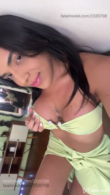 Acompanhante mulher trans morena (o) de olhos castanhos em Ribeirão Preto - Larissa Vitória