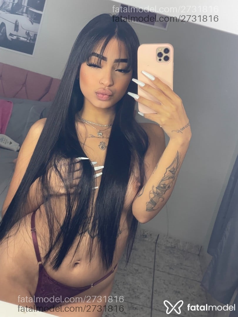 Acompanhante mulher morena (o) de olhos pretos em Betim - Lavínia Vitóri