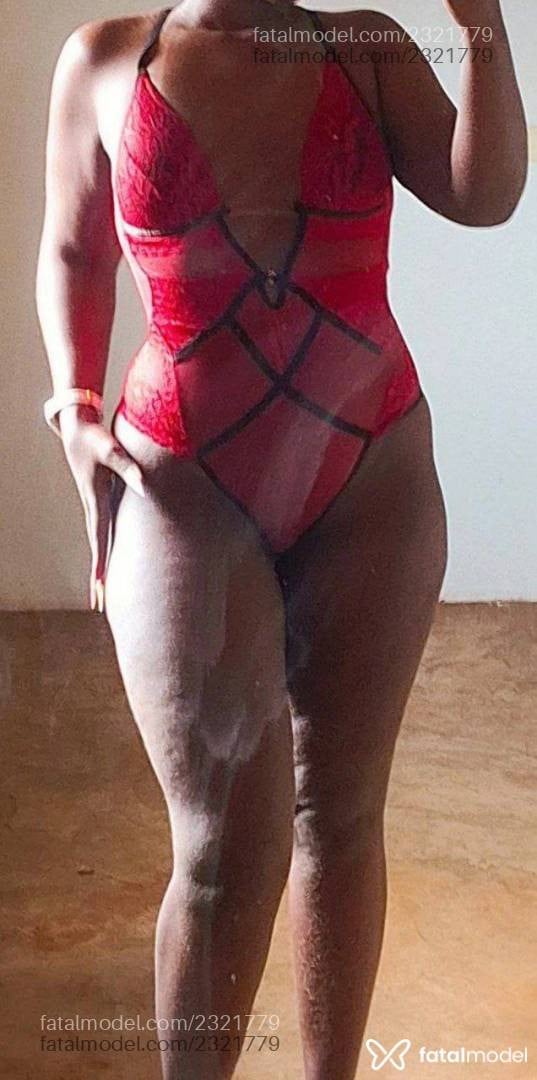 Acompanhante mulher morena (o) de olhos castanhos em Goiatuba - Ingrid