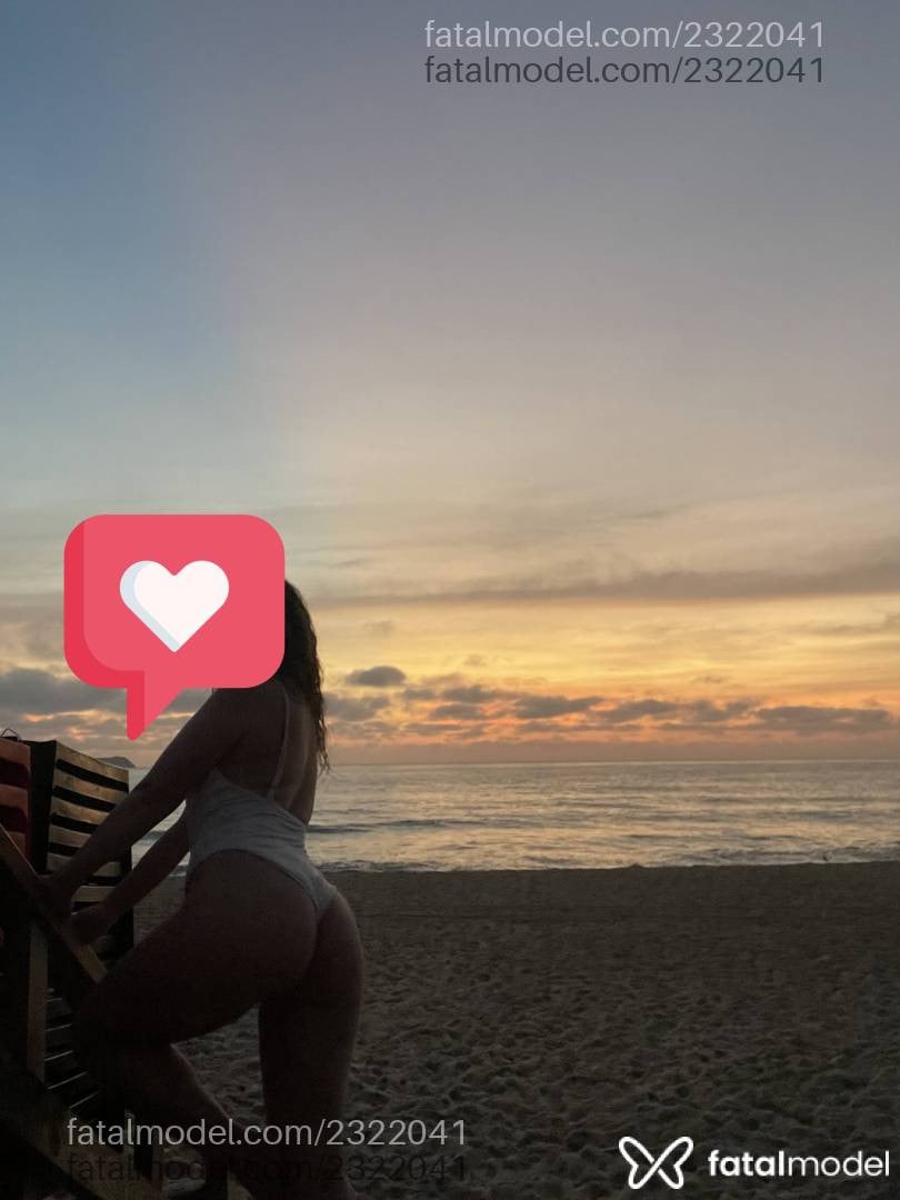 Acompanhante mulher loira (o) de olhos mel em Itajaí - Pérola Amaro