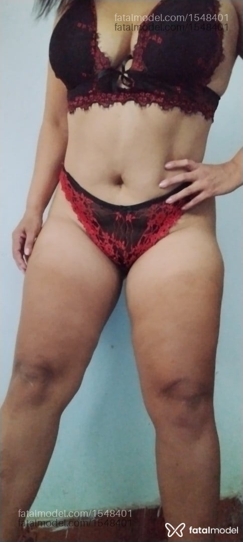 Acompanhante mulher morena (o) de olhos castanhos - Mayca Acompanhante mulher morena (o) de olhos castanhos - Mayca