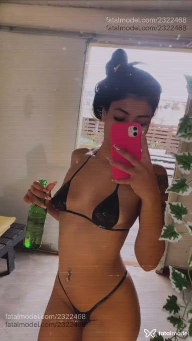 Acompanhante mulher morena (o) de olhos castanhos - Lara Oliveira