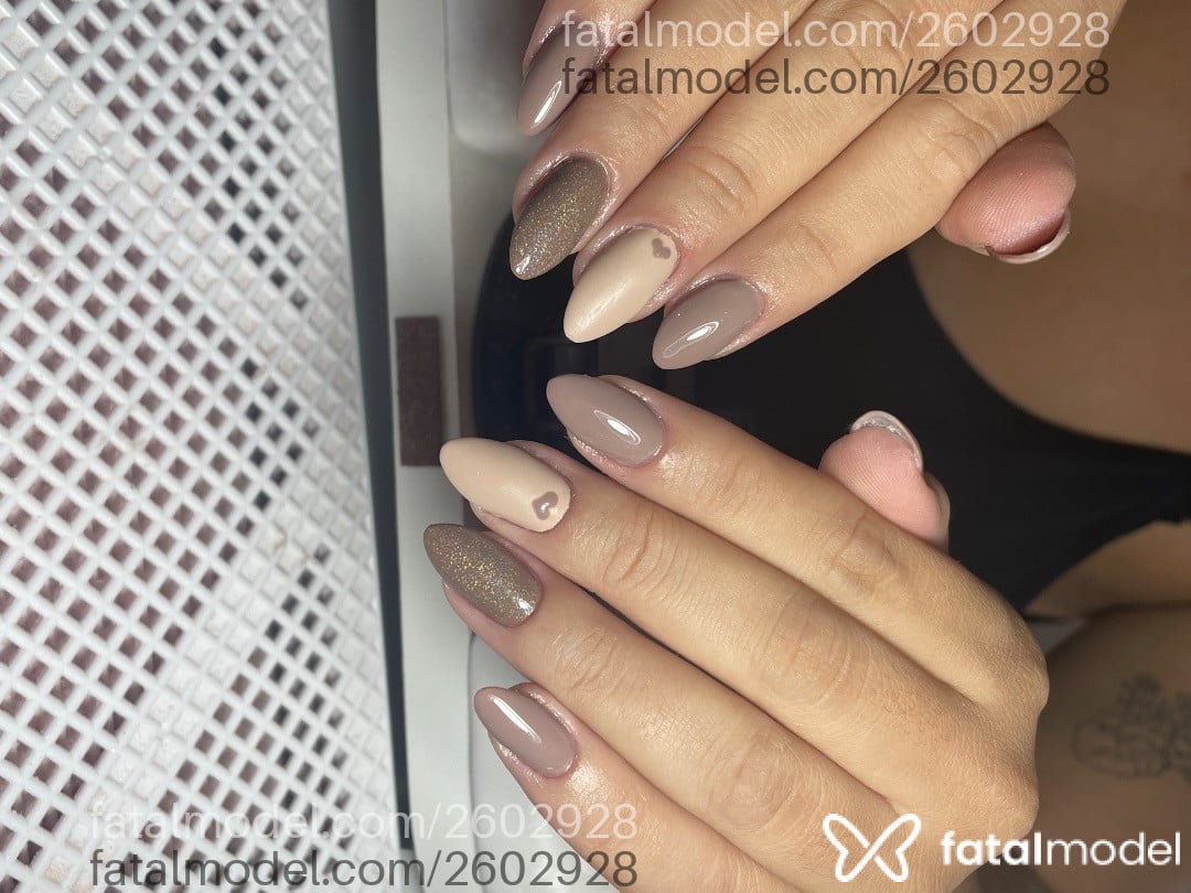 Acompanhante mulher com cabelo castanho de olhos castanhos em Virtual - Jana