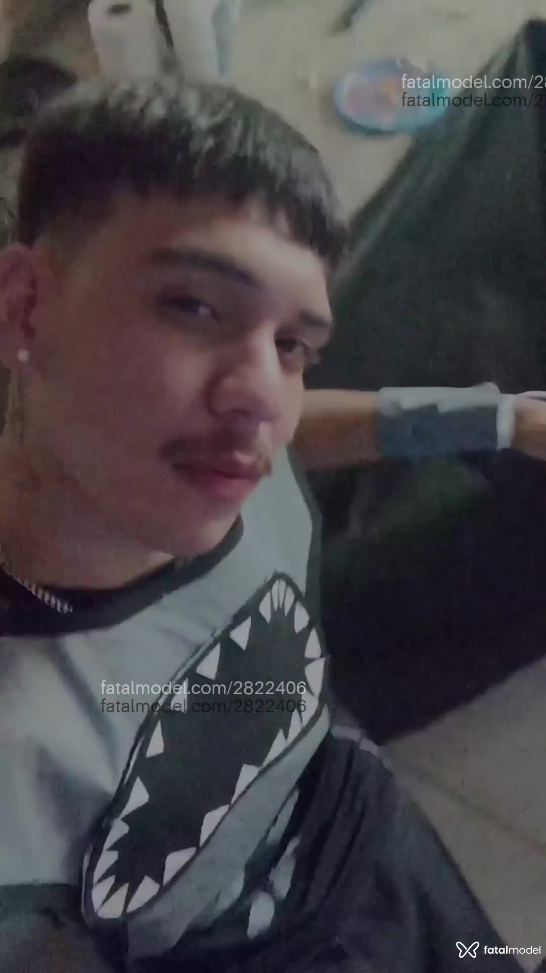 Acompanhante homem com cabelo castanho de olhos castanhos em Ananindeua Acompanhante homem com cabelo castanho de olhos castanhos em Ananindeua - Peter