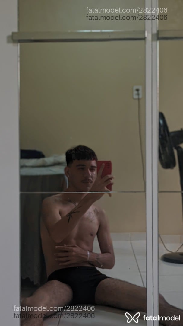Acompanhante homem com cabelo castanho de olhos castanhos em Ananindeua Acompanhante homem com cabelo castanho de olhos castanhos em Ananindeua - Peter