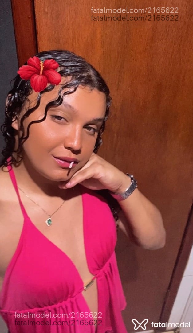 Acompanhante mulher trans morena (o) de olhos castanhos em Campo Grande - Adriana