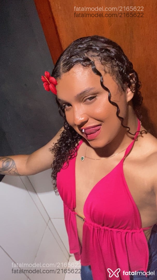 Acompanhante mulher trans morena (o) de olhos castanhos em Campo Grande - Adriana
