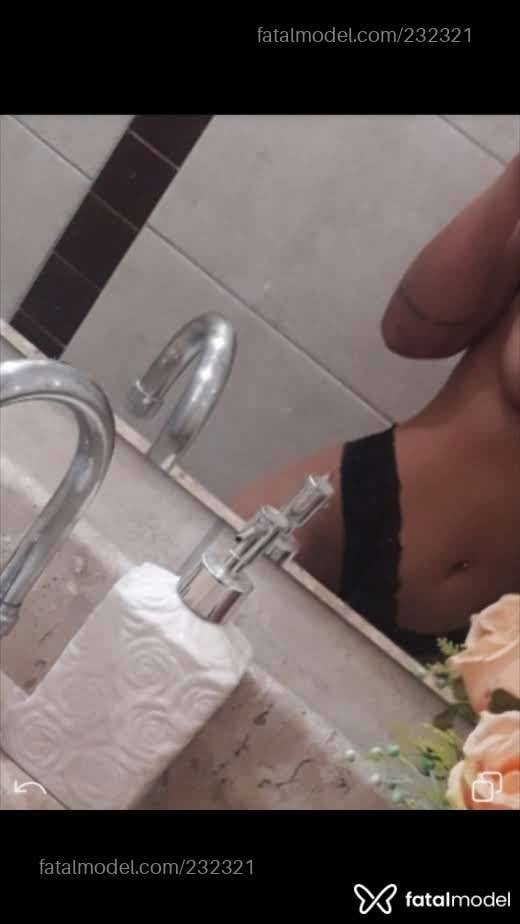Acompanhante mulher com cabelo castanho de olhos castanhos em Macaé Acompanhante mulher com cabelo castanho de olhos castanhos em Macaé - Brunna