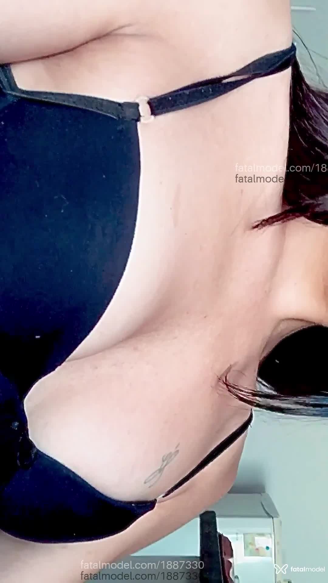 Acompanhante mulher trans ruiva (o) de olhos castanhos em Anápolis - Melissa