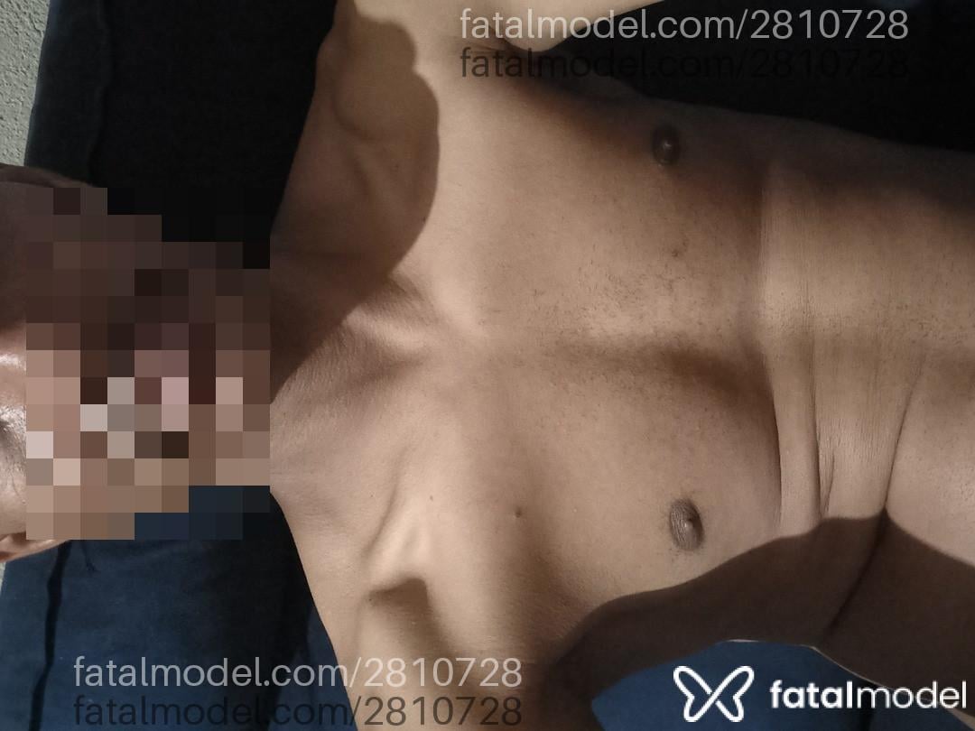 Acompanhante homem com cabelo castanho de olhos castanhos em Uberaba - Davidson