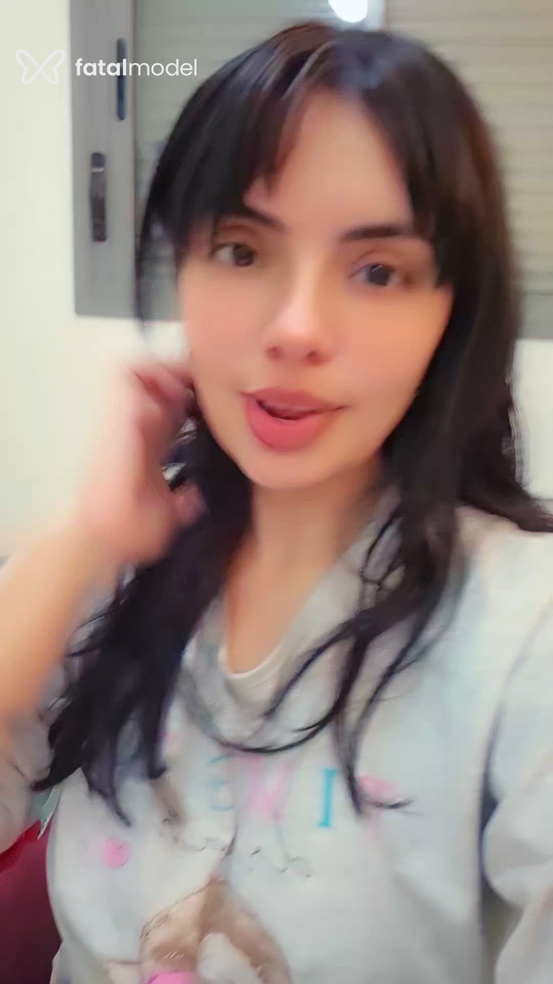 Acompanhante mulher com cabelo castanho de olhos castanhos - Afrodite Acompanhante mulher com cabelo castanho de olhos castanhos - Afrodite