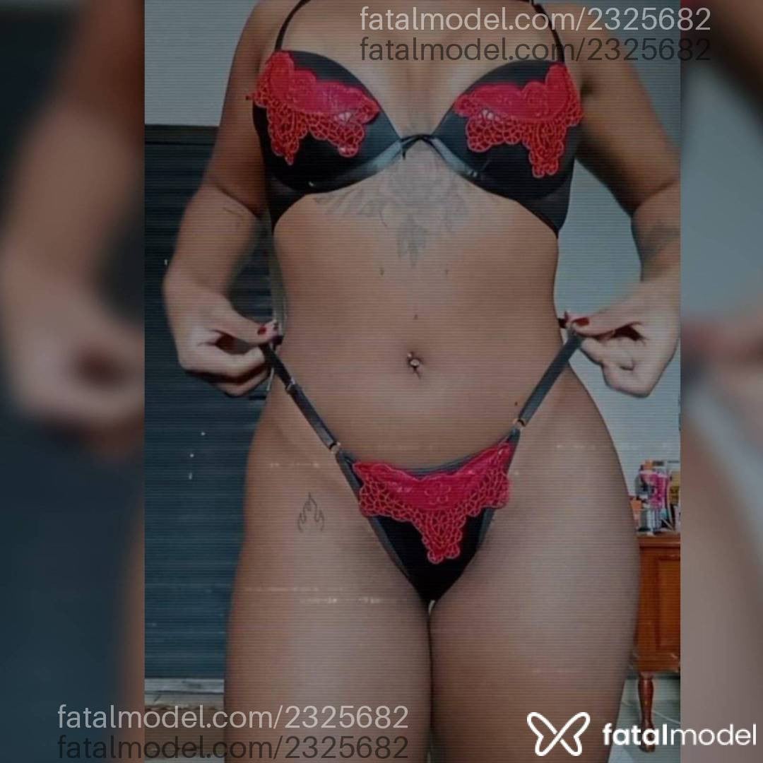 Acompanhante mulher ruiva (o) de olhos castanhos - Lorena Luz
