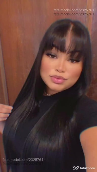 Acompanhante mulher com cabelo castanho de olhos mel em Caxias do Sul - Cris Silva