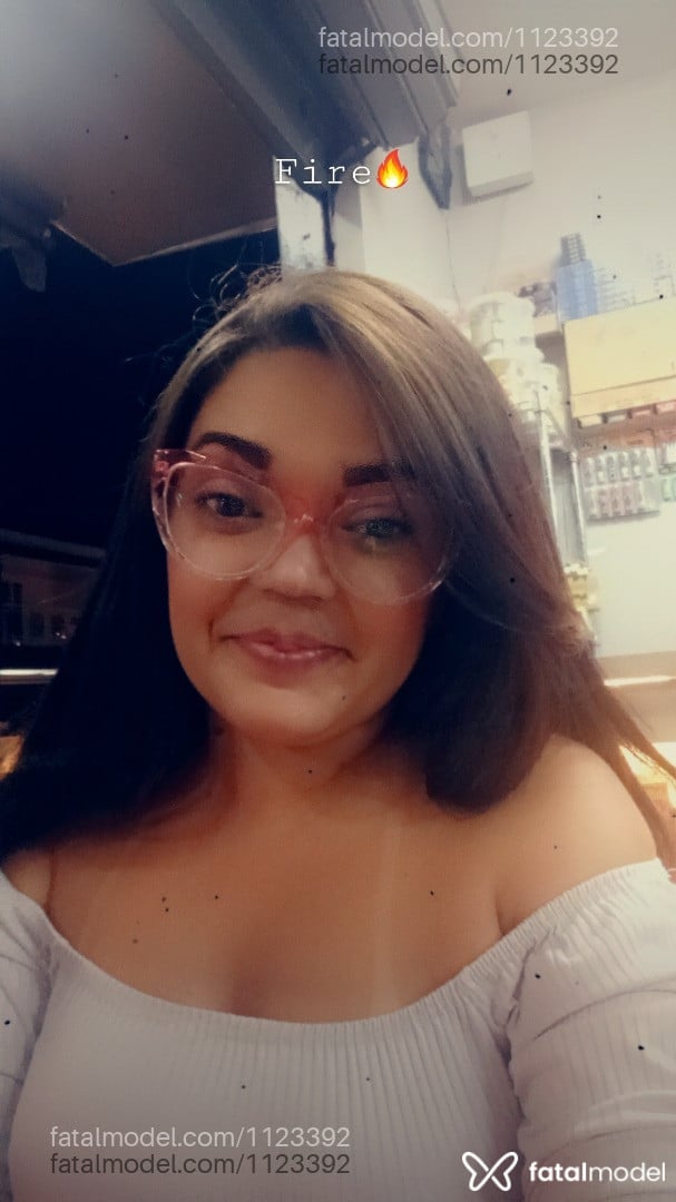 Acompanhante mulher morena (o) de olhos castanhos em Uberlândia - Aline Santana