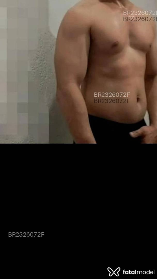 Acompanhante homem com cabelo castanho de olhos castanhos em Rio de Janeiro - Jhon Prof