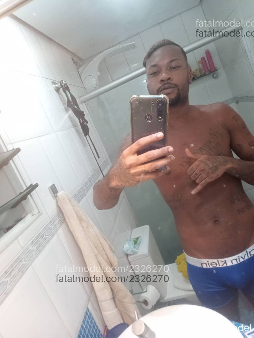Acompanhante homem morena (o) de olhos castanhos em São Paulo - Henry