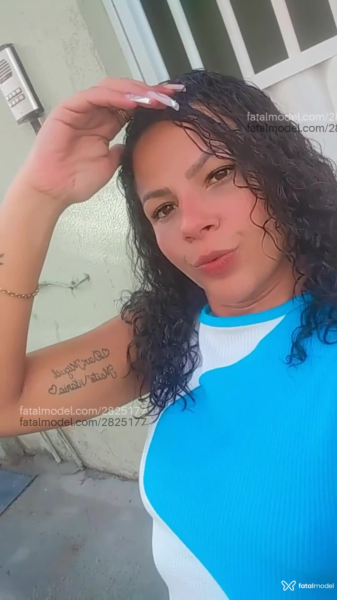 Acompanhante mulher morena (o) de olhos castanhos em Armação dos Búzios - Polly