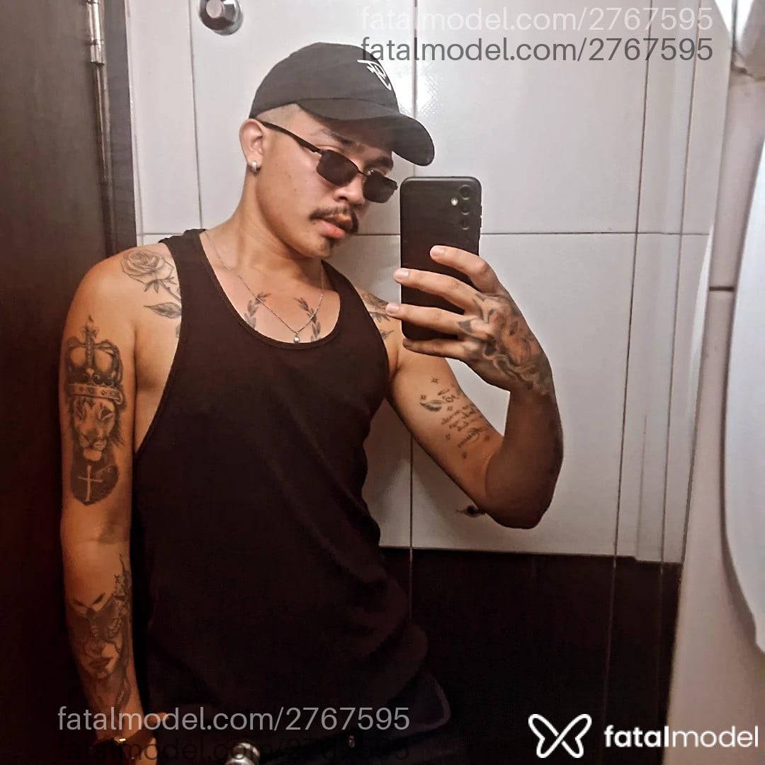 Acompanhante homem morena (o) de olhos pretos em Curitiba - Wuemadson