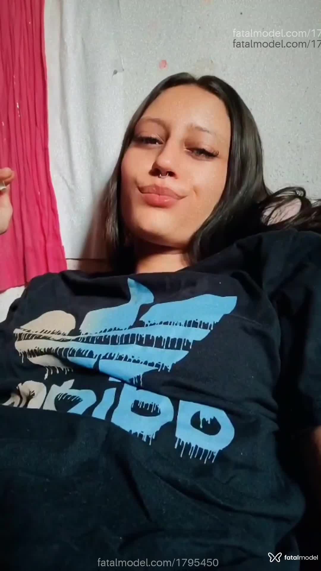 Acompanhante mulher com cabelo castanho de olhos castanhos em Caratinga - Adalin Soares