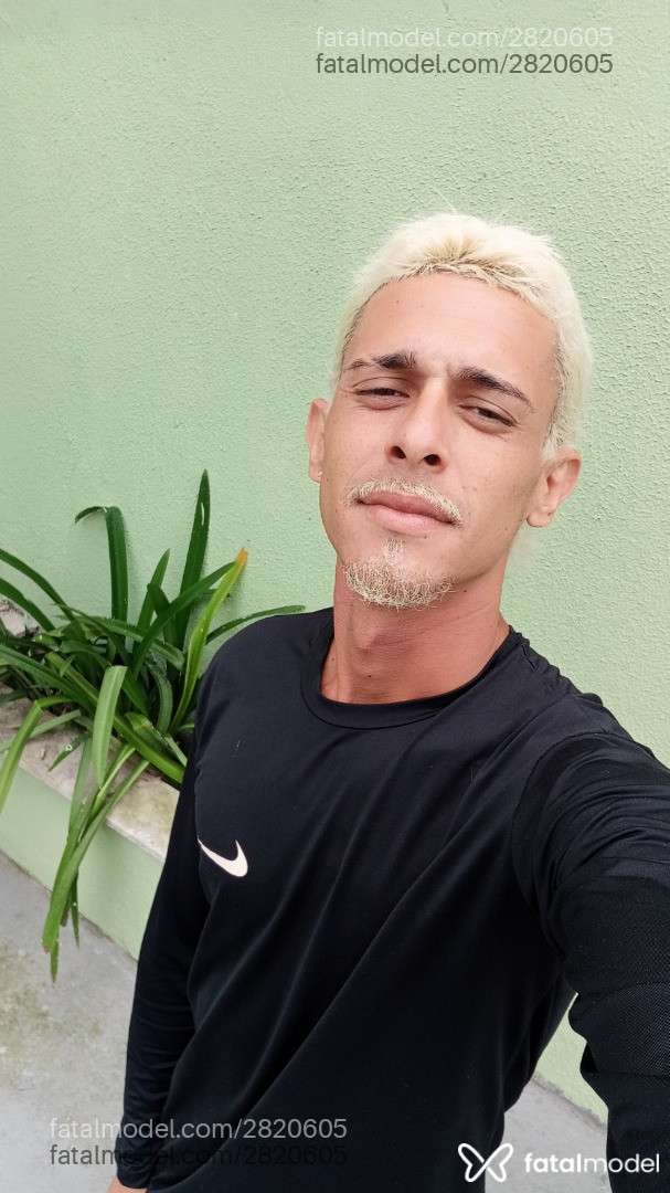 Acompanhante homem loira (o) de olhos verdes em Rio de Janeiro - Hotcarioca