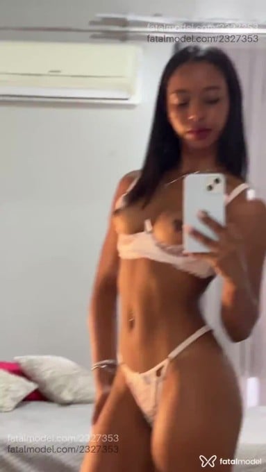 Acompanhante mulher morena (o) de olhos castanhos em Uberaba - Isa Meirelles