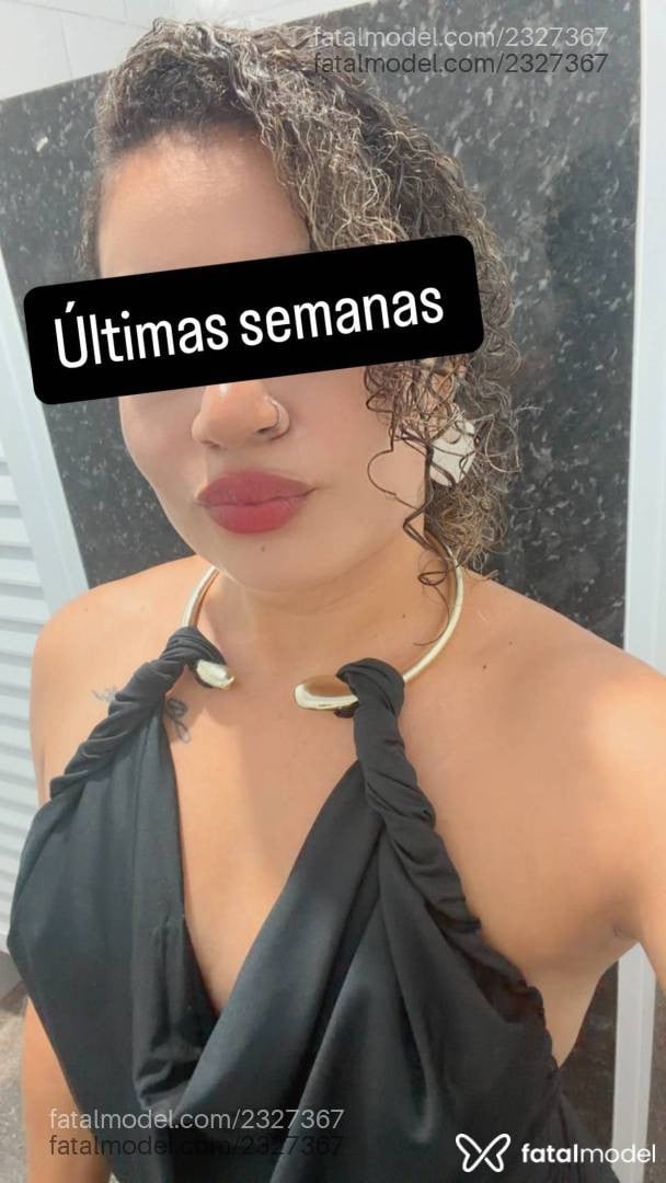 Acompanhante mulher com cabelo castanho de olhos castanhos - Laura Paixão