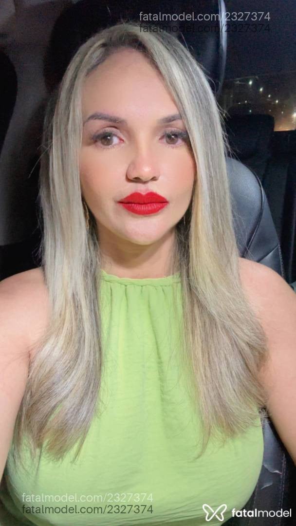 Acompanhante mulher loira (o) de olhos mel - Jhulie Ferreira