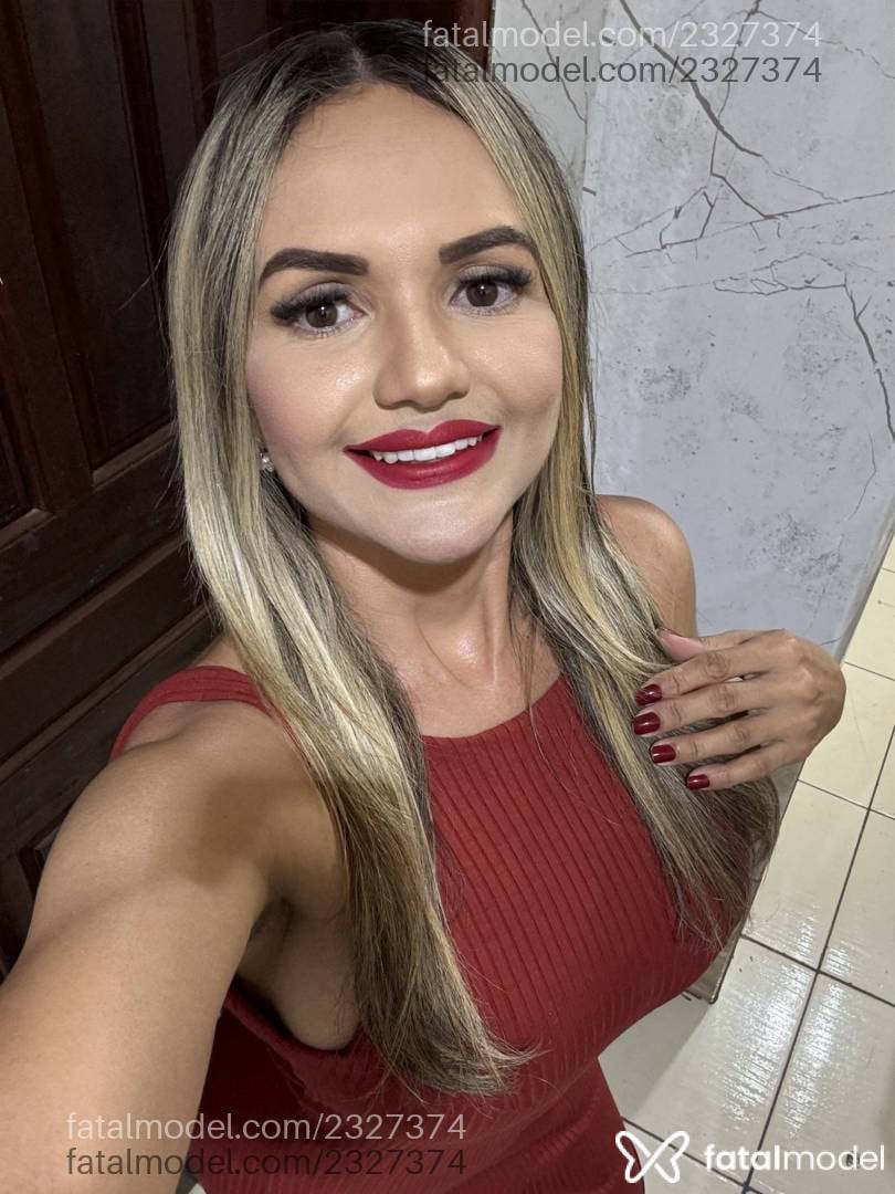 Acompanhante mulher loira (o) de olhos mel - Jhulie Ferreira