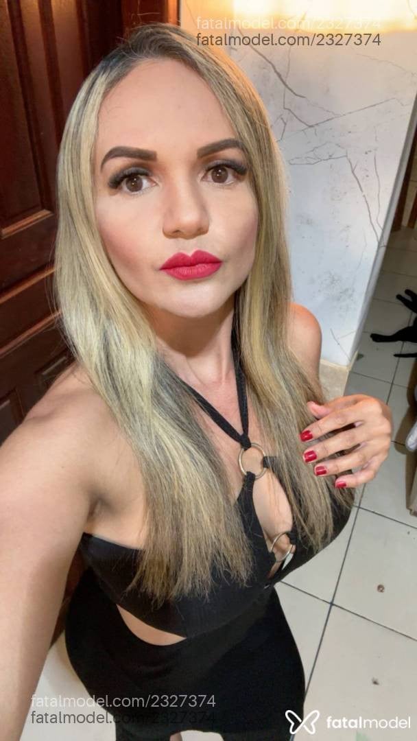Acompanhante mulher loira (o) de olhos mel - Jhulie Ferreira