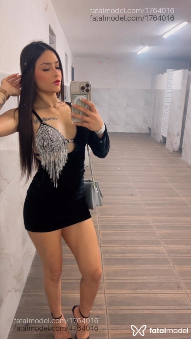 Acompanhante mulher morena (o) de olhos castanhos em Curitiba - Letícia Victoria